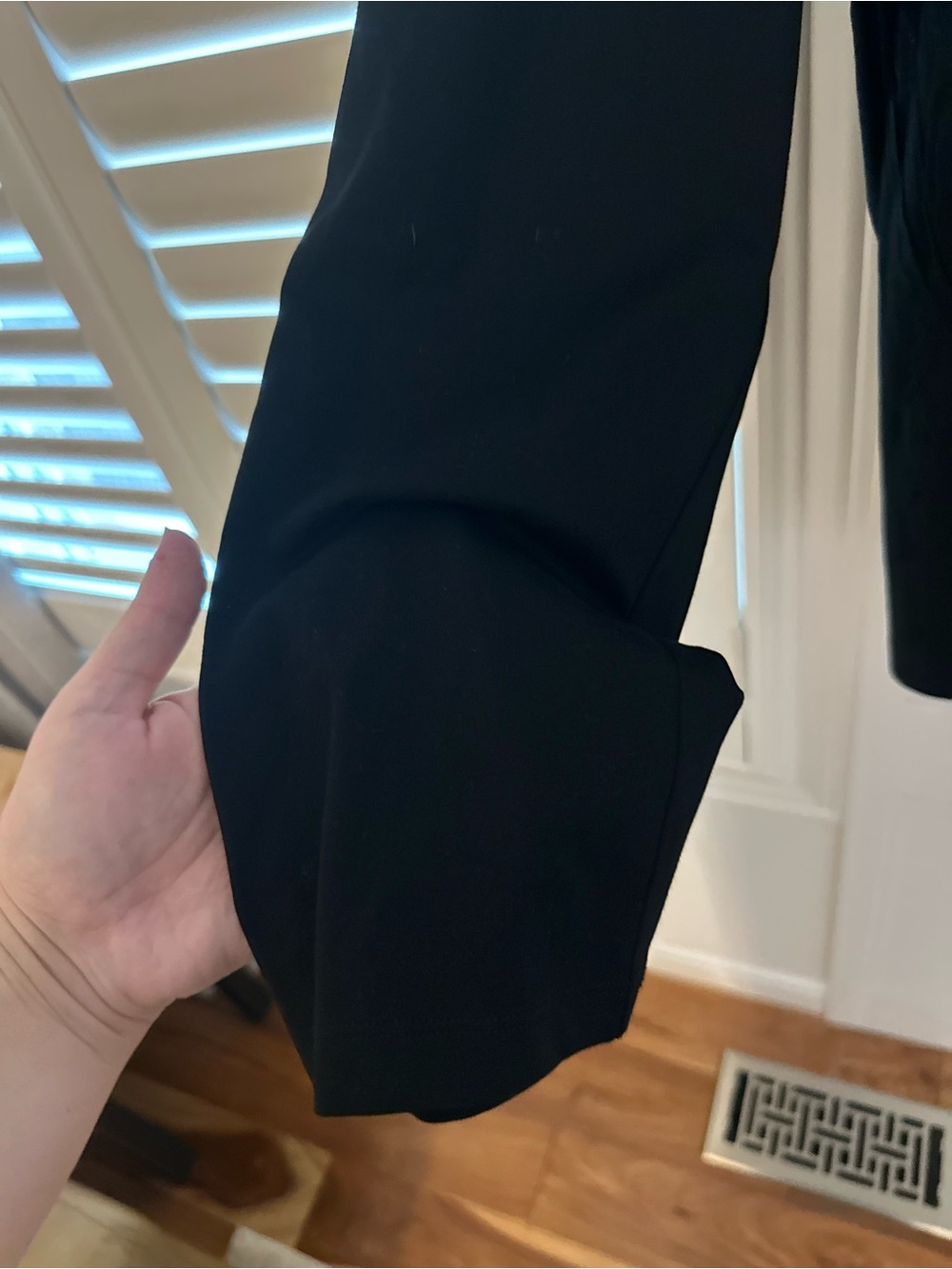 Babaton Black V-Neck Long Sleeve Top - Picture 3 of 5